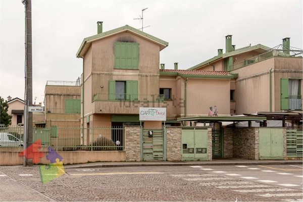 negozio in affitto a Motta Visconti