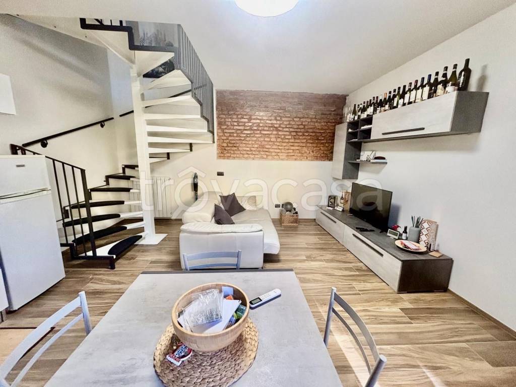 appartamento in affitto a Motta Visconti