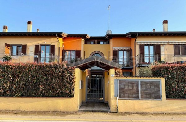 appartamento in affitto a Motta Visconti