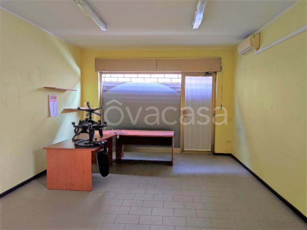negozio in affitto a Nerviano