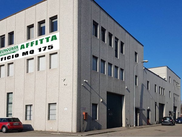 ufficio in affitto a Novate Milanese