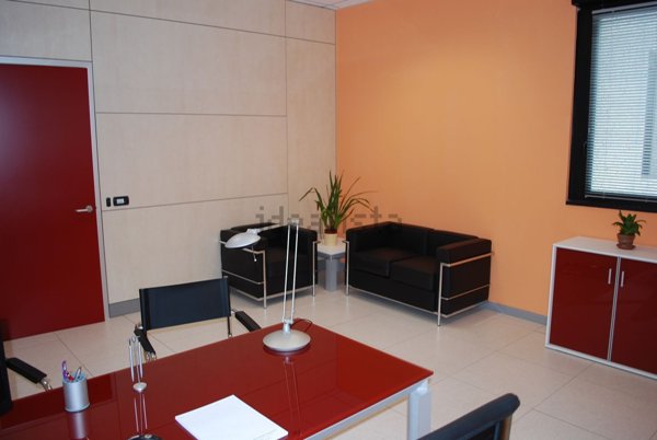 ufficio in affitto a Novate Milanese