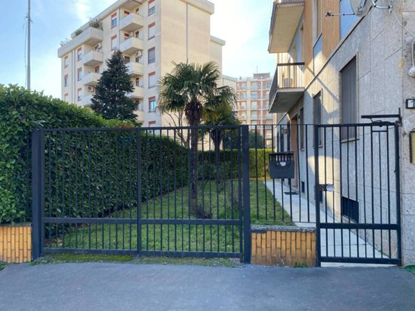 appartamento in affitto a Novate Milanese