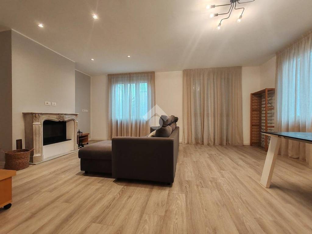 appartamento in affitto ad Opera