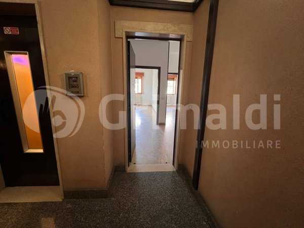 ufficio in affitto ad Opera