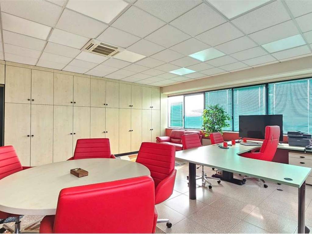 ufficio in affitto ad Ossona