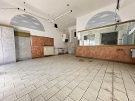 negozio in affitto a Paderno Dugnano in zona Palazzolo Milanese