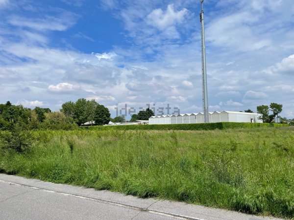 terreno agricolo in affitto a Paderno Dugnano