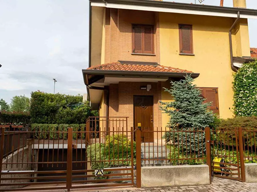 casa indipendente in affitto a Paderno Dugnano