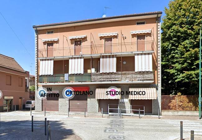 negozio in affitto a Paderno Dugnano in zona Calderara