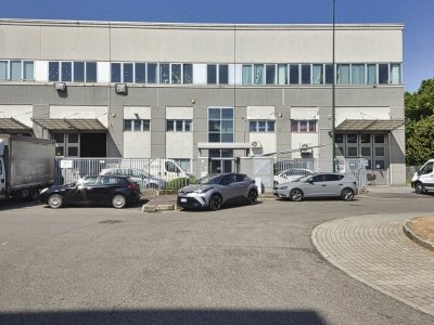 ufficio in affitto a Paderno Dugnano in zona Palazzolo Milanese