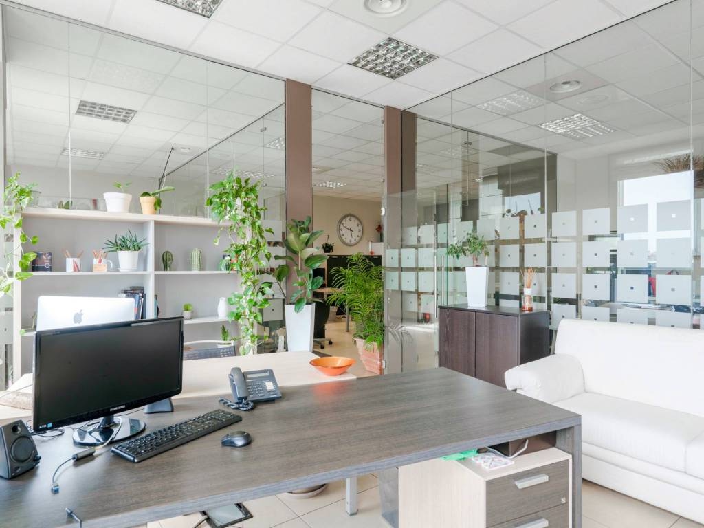 ufficio in affitto a Paderno Dugnano