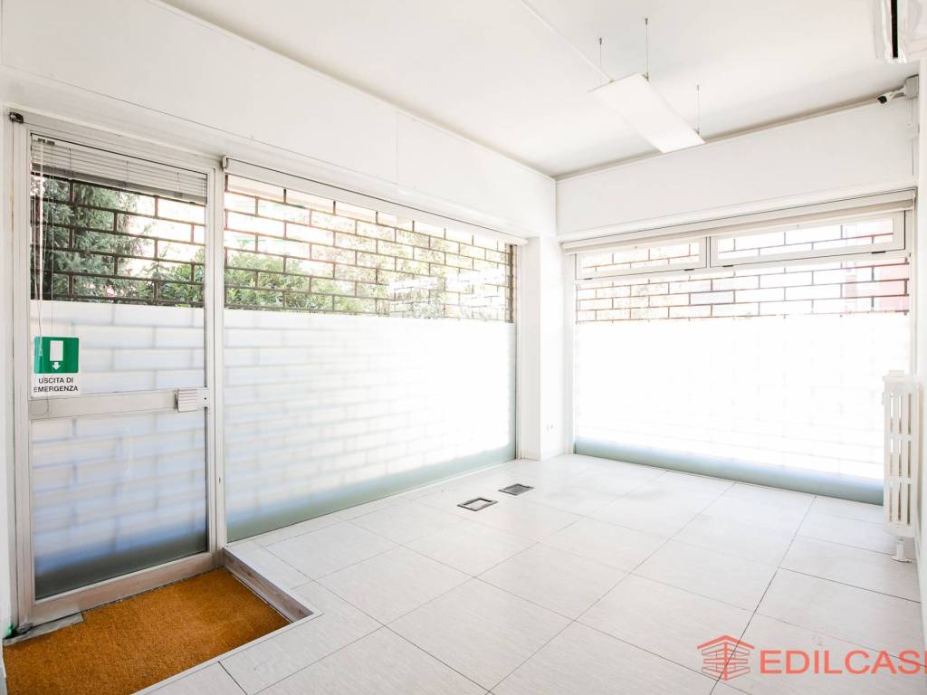 ufficio in affitto a Paderno Dugnano in zona Palazzolo Milanese