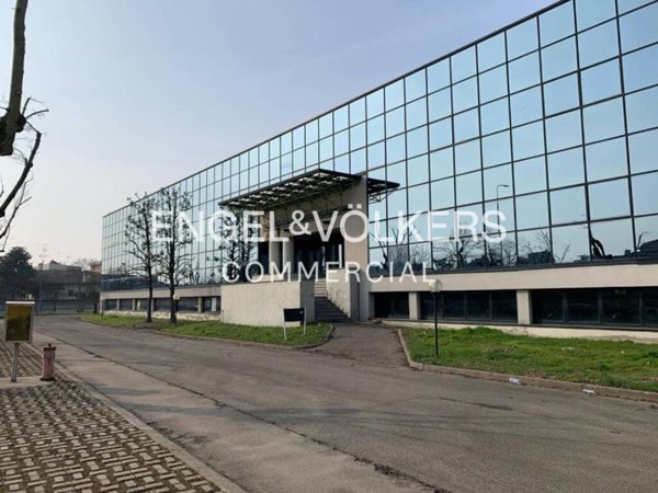 intera palazzina in affitto a Paderno Dugnano