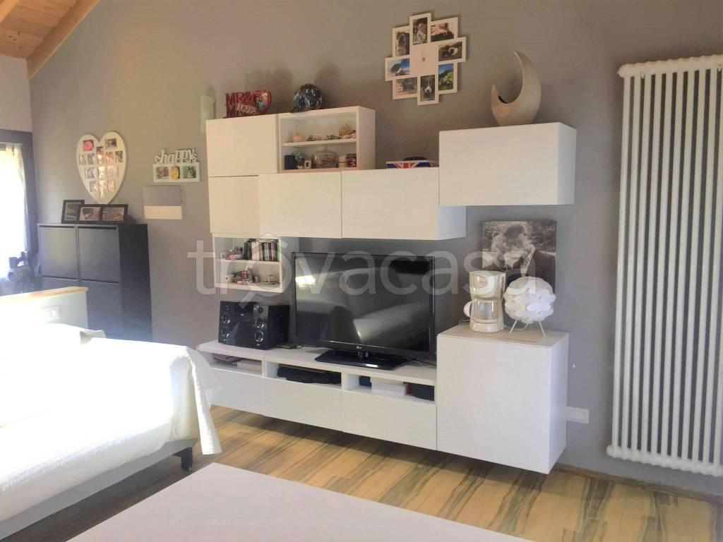 appartamento in affitto a Paderno Dugnano in zona Palazzolo Milanese