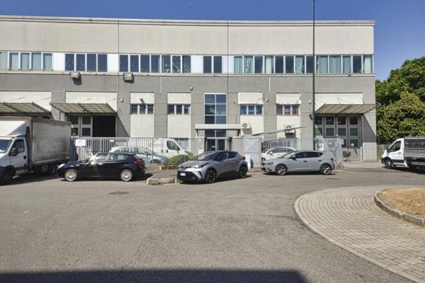 ufficio in affitto a Paderno Dugnano in zona Palazzolo Milanese