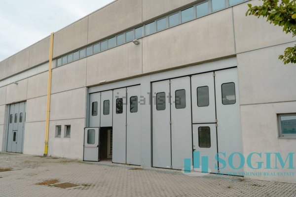 capannone in affitto a Paderno Dugnano