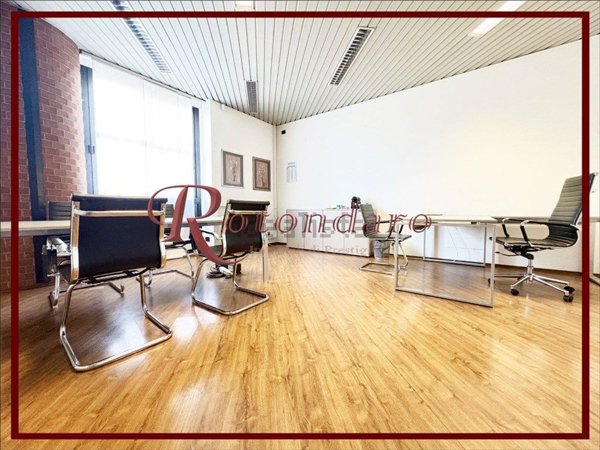 ufficio in affitto a Paderno Dugnano