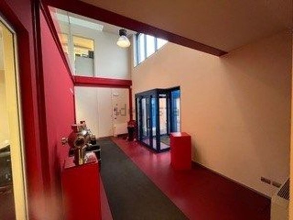 locale di sgombero in affitto a Paderno Dugnano