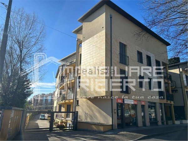 ufficio in affitto a Paderno Dugnano