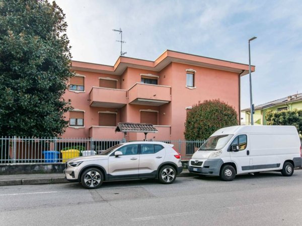 appartamento in affitto a Paderno Dugnano in zona Incirano