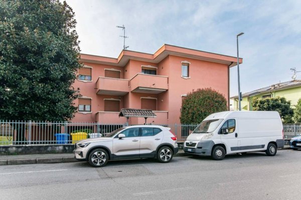 appartamento in affitto a Paderno Dugnano in zona Incirano