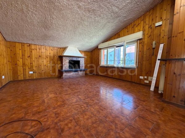 appartamento in affitto a Paderno Dugnano in zona Incirano