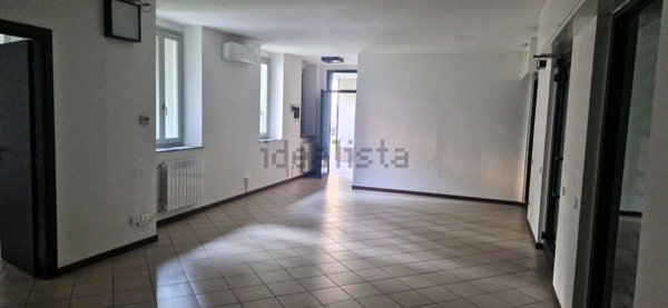 ufficio in affitto a Paderno Dugnano