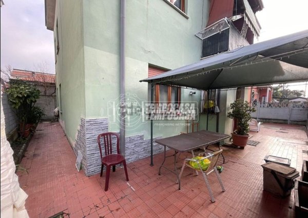 appartamento in affitto a Paderno Dugnano in zona Calderara