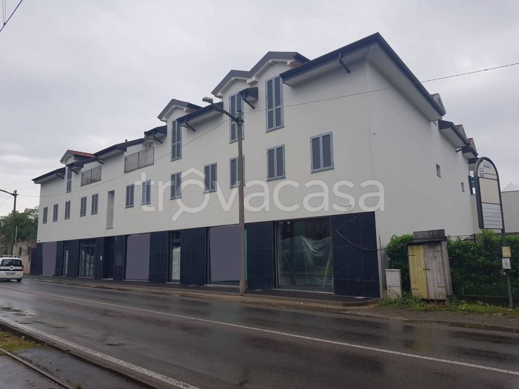 negozio in affitto a Paderno Dugnano