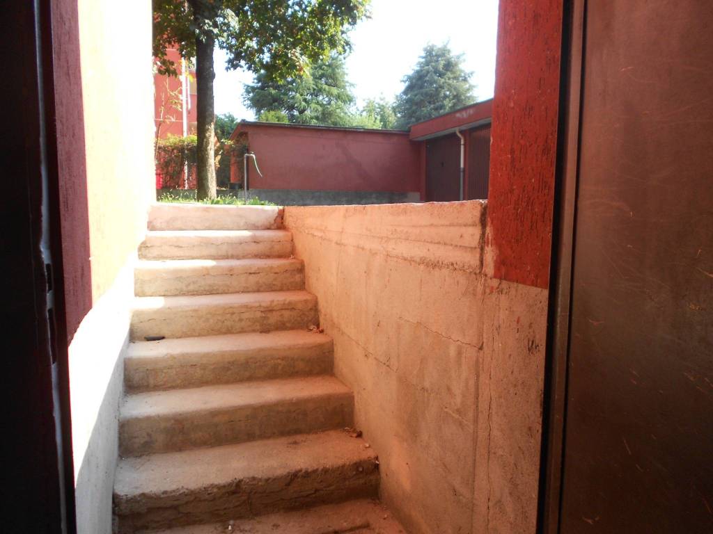 locale commerciale in affitto a Pantigliate