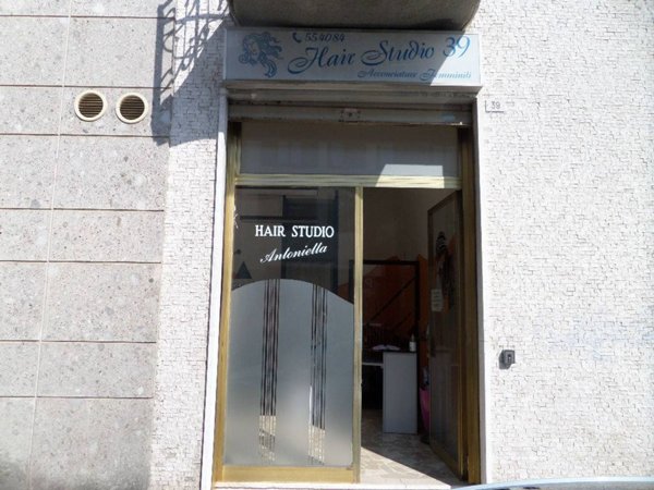 negozio in affitto a Parabiago