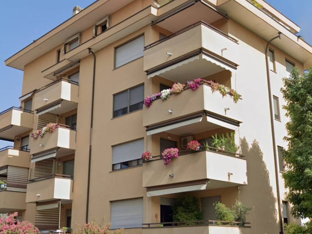 appartamento in affitto a Parabiago