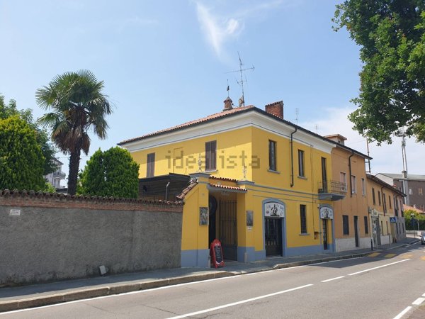 negozio in affitto a Parabiago