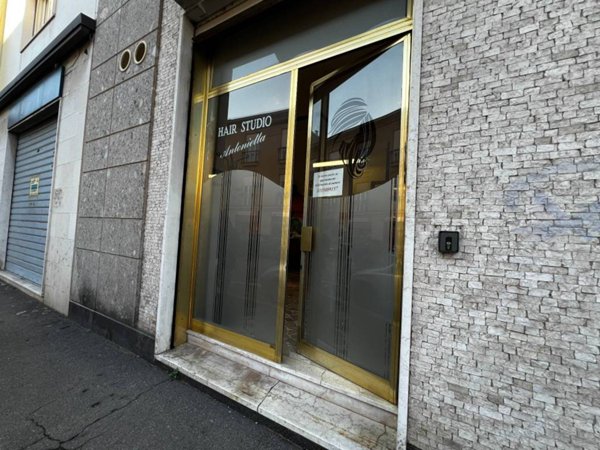negozio in affitto a Parabiago