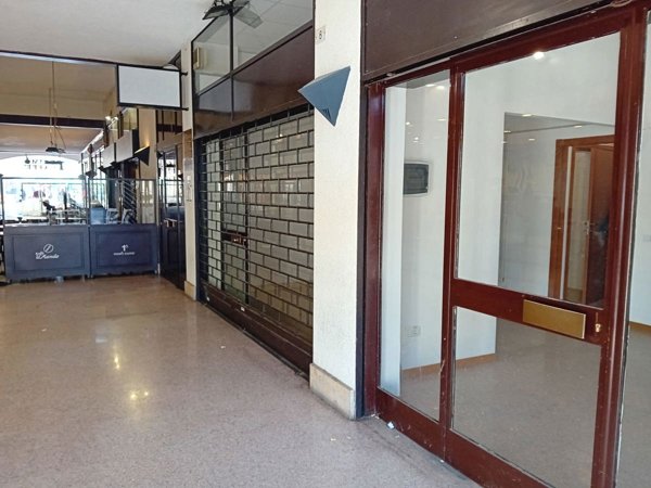 negozio in affitto a Parabiago