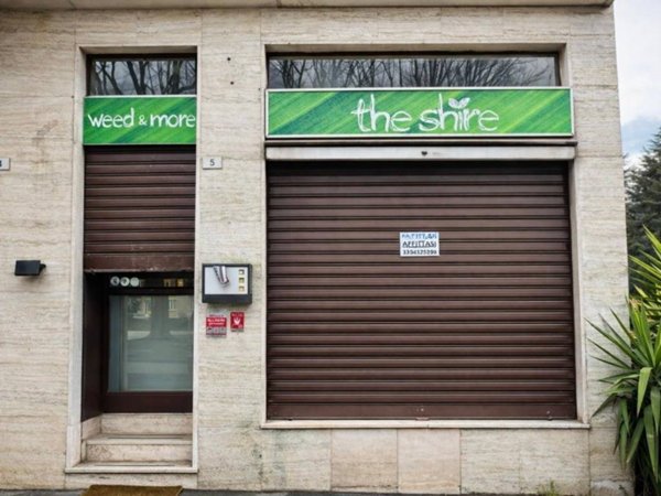 negozio in affitto a Parabiago