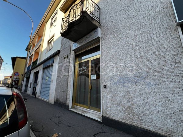 negozio in affitto a Parabiago