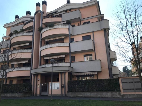 appartamento in affitto a Parabiago