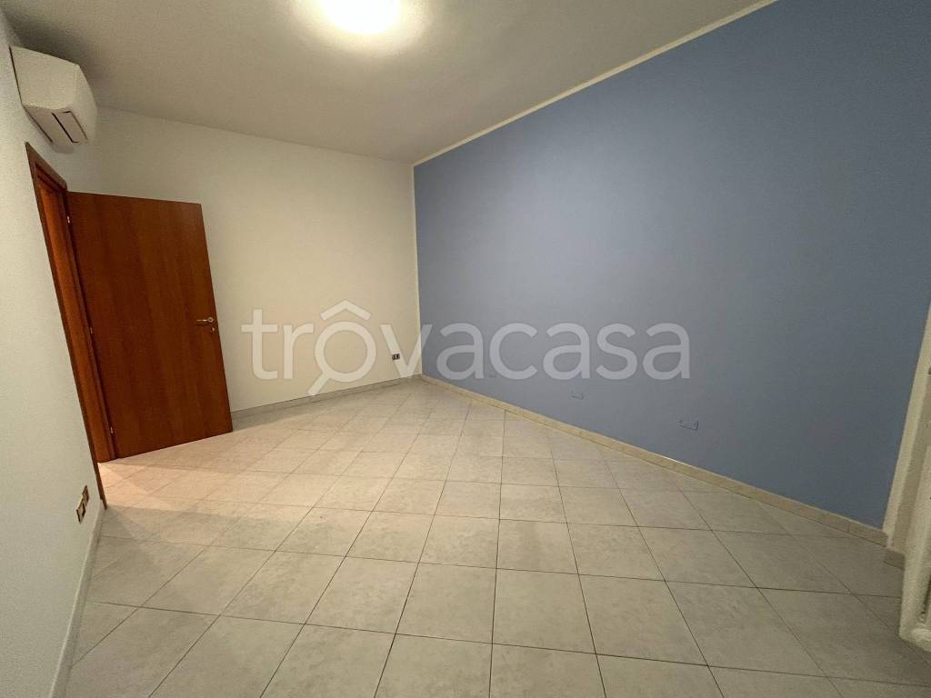 appartamento in affitto a Paullo