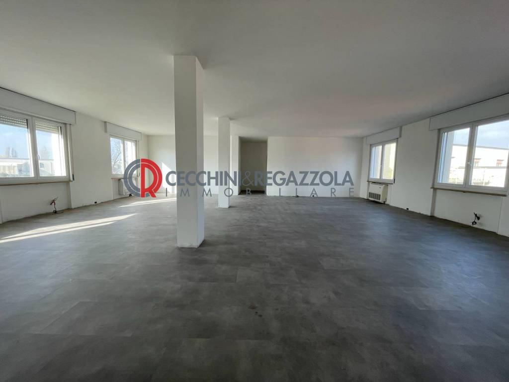ufficio in affitto a Pero