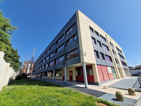 ufficio in affitto a Pero