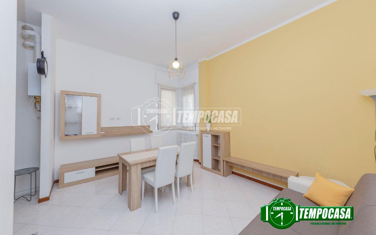 appartamento in affitto a Pero