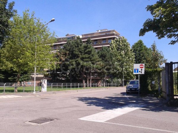 appartamento in affitto a Pero