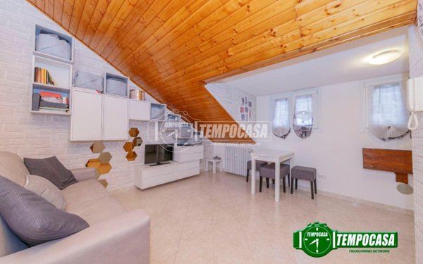 appartamento in affitto a Pero