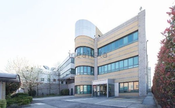 ufficio in affitto a Pero