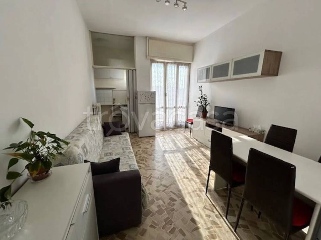 appartamento in affitto a Pero