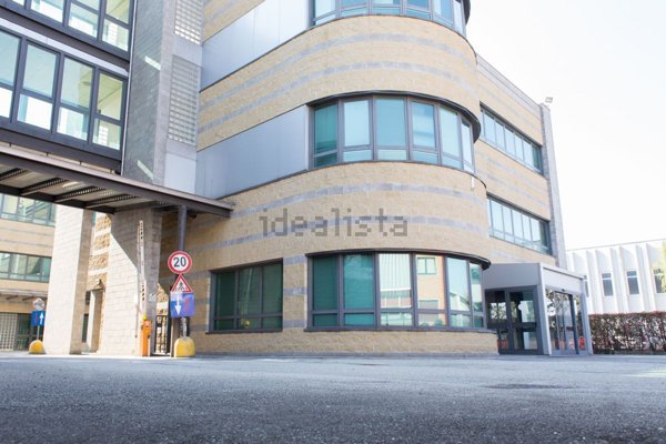 ufficio in affitto a Pero