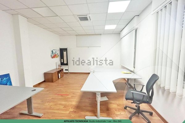 ufficio in affitto a Pero