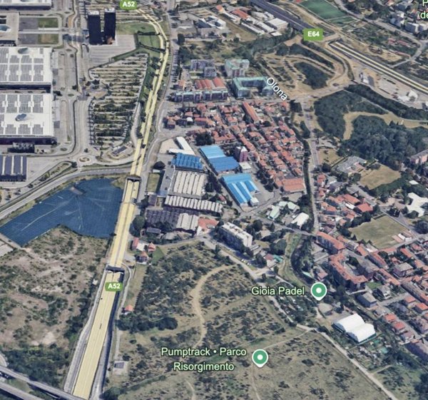 capannone in affitto a Pero